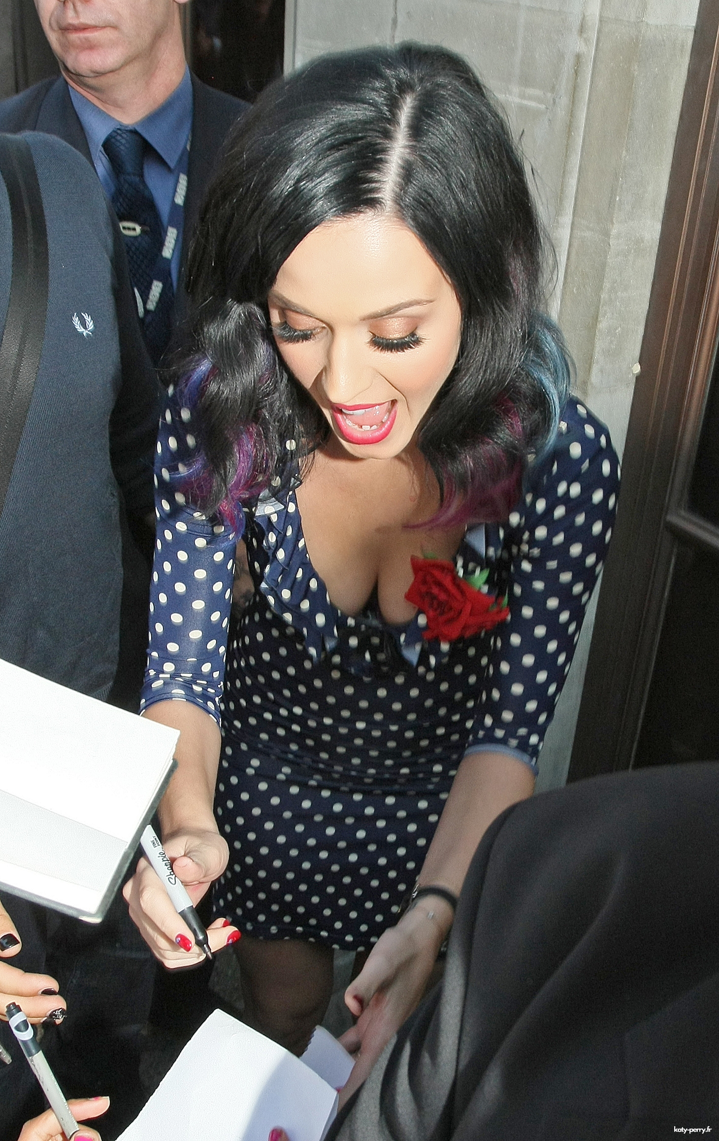 004.jpg