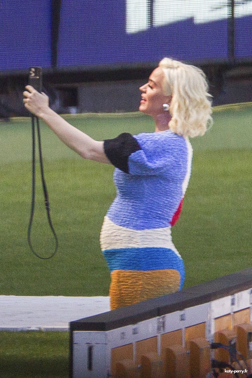 097.jpg