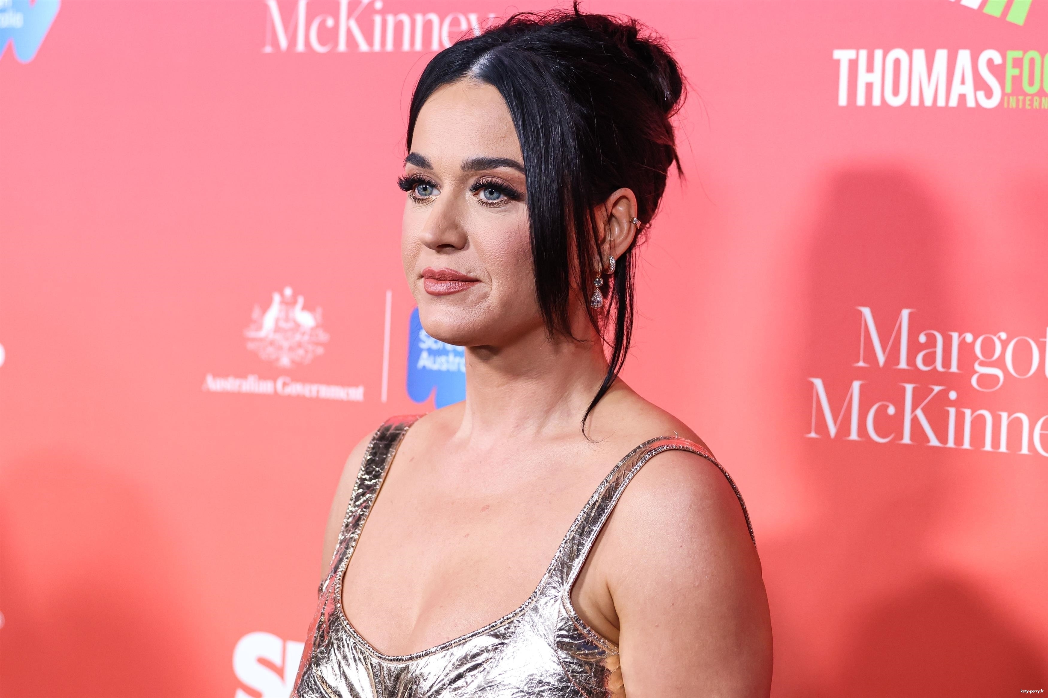 061.jpg