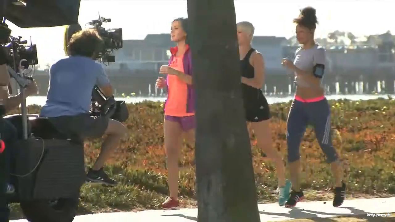 Adidas_2012_Making_Of_1_mp4_20240509115242_0044.PNG