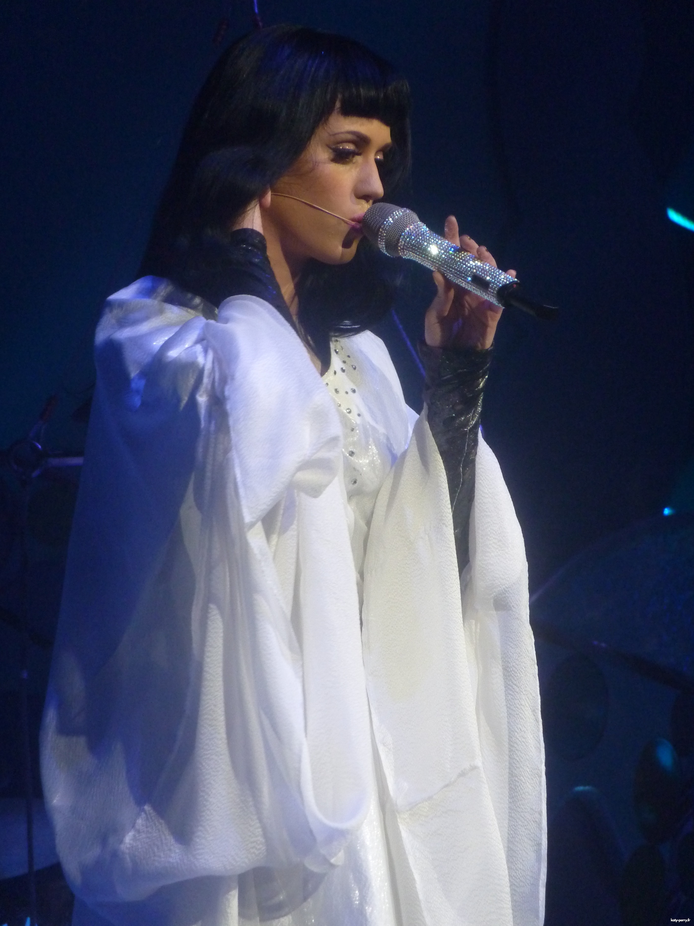 102.jpg