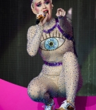 045.jpg