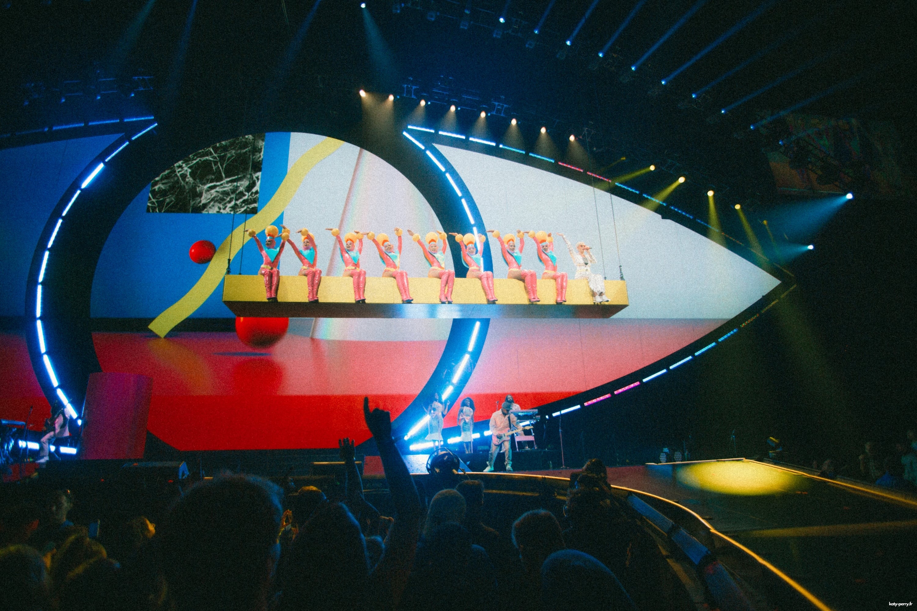004.jpg