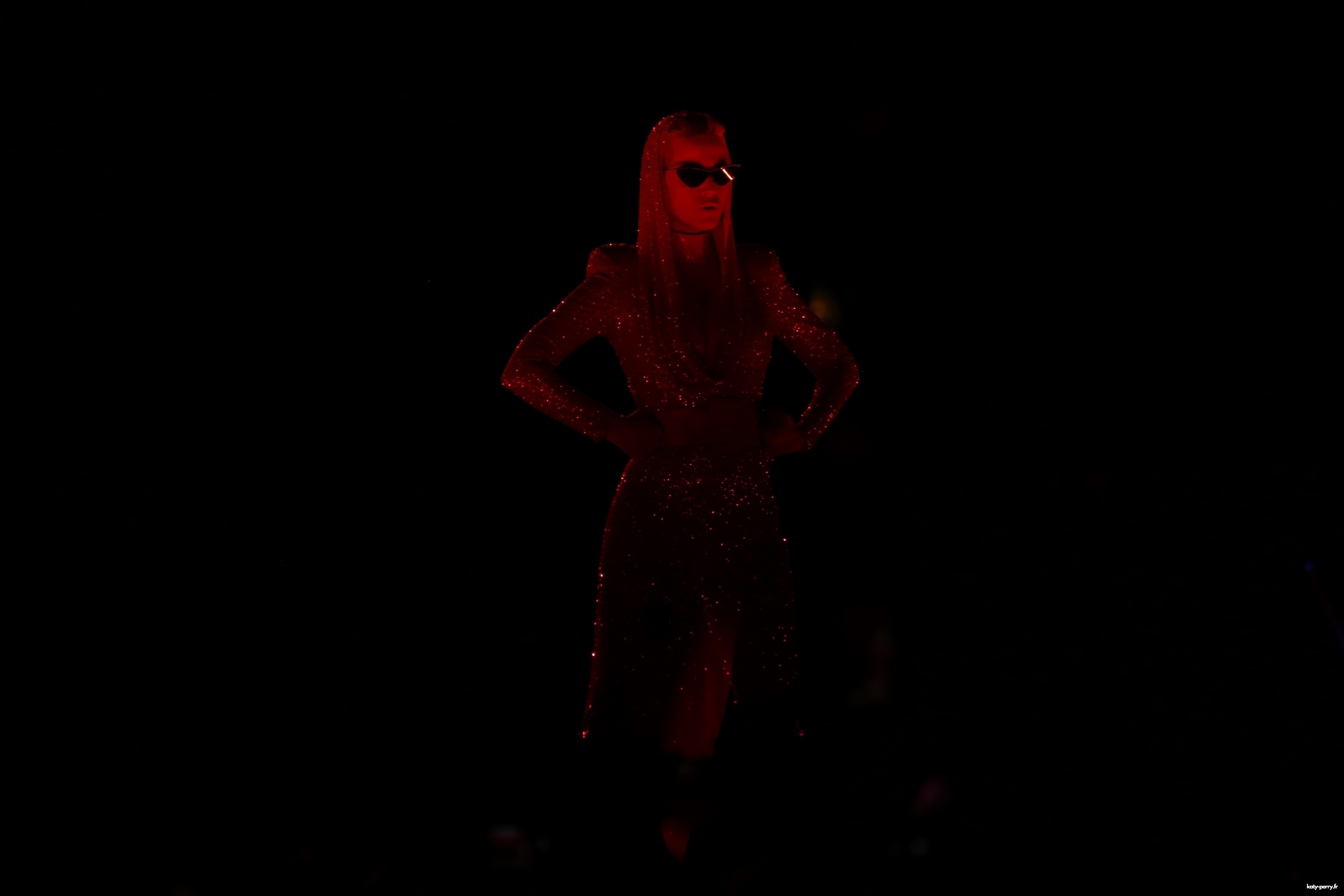 071.jpg