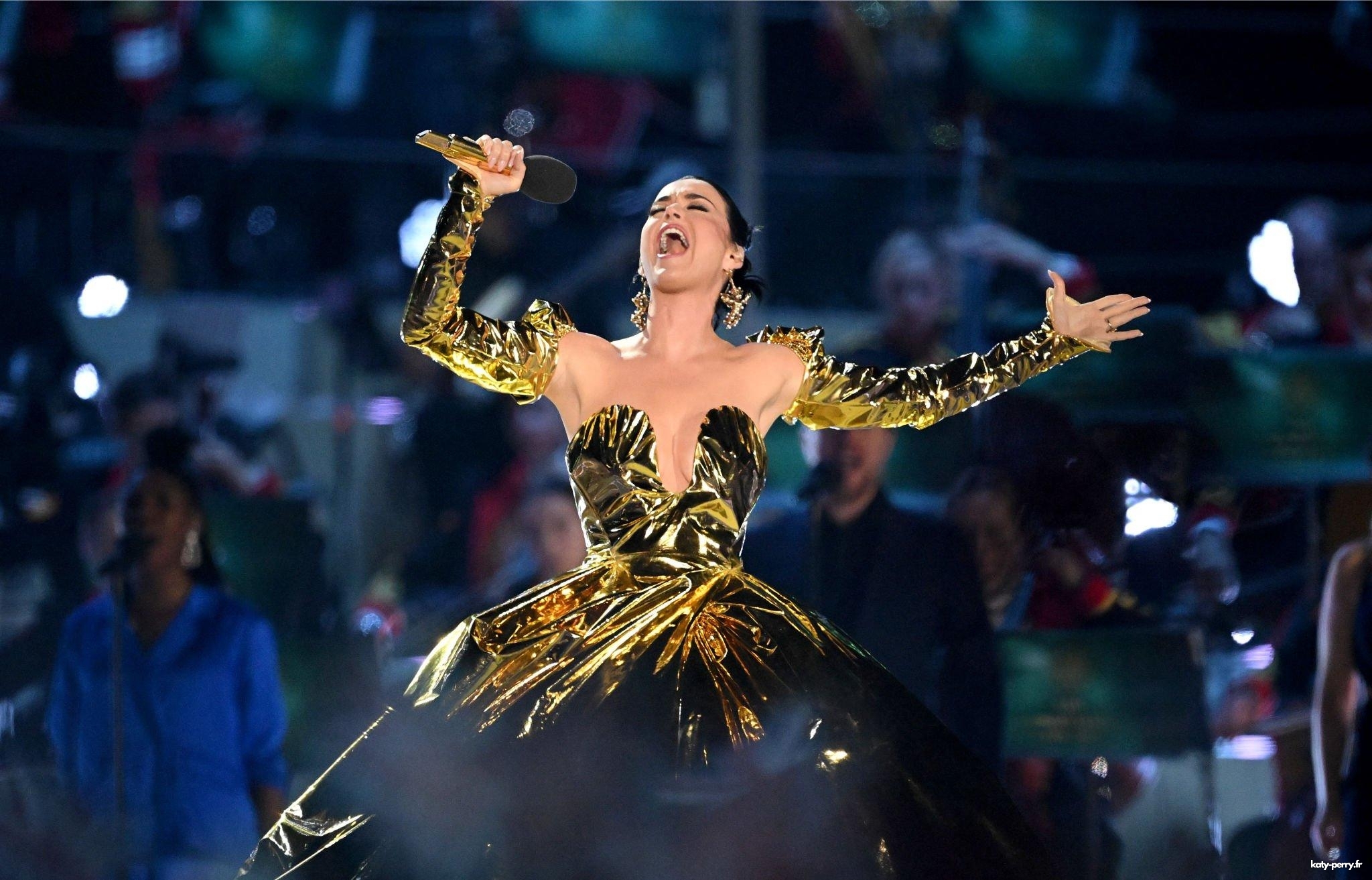 050.jpg