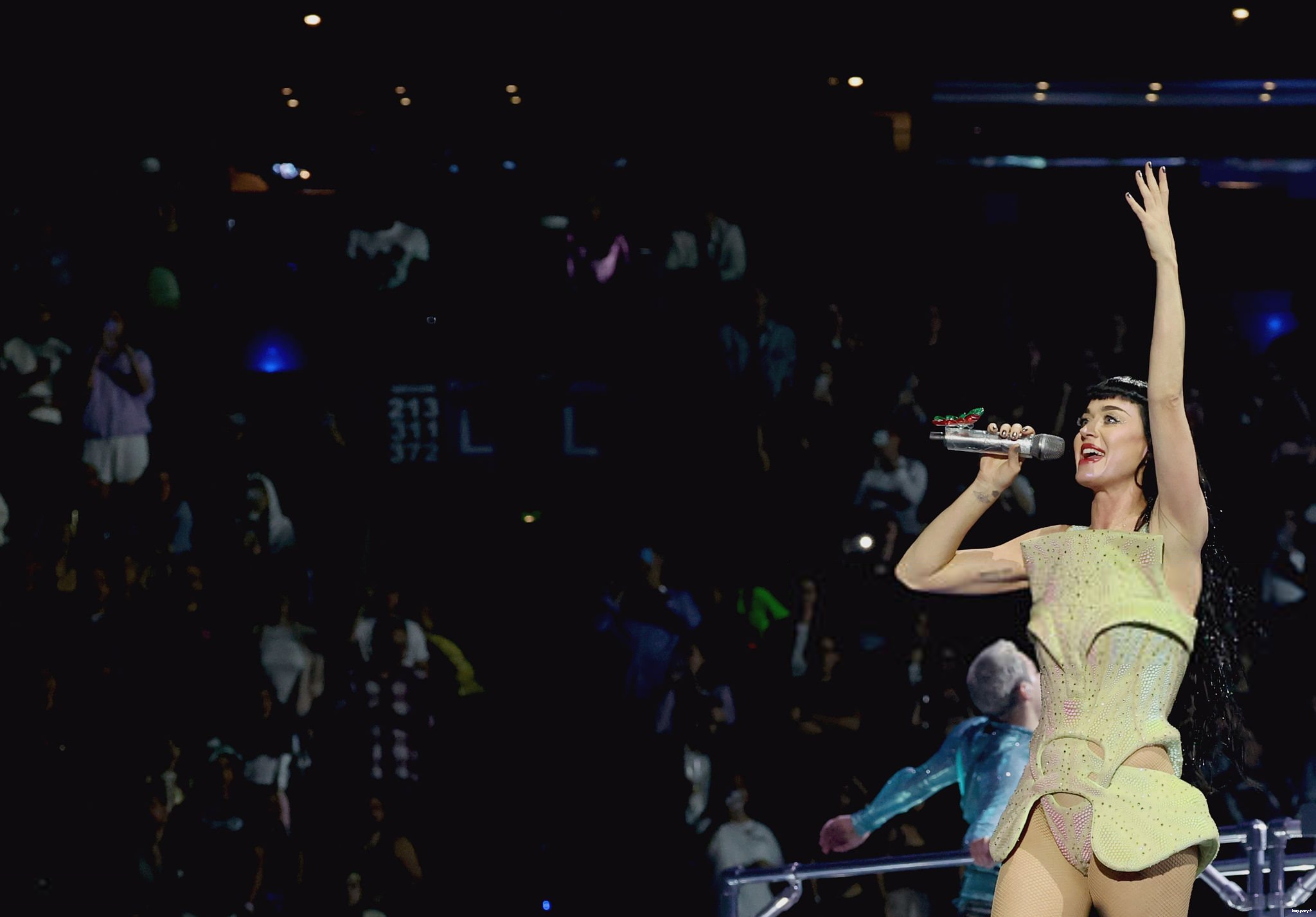 021.jpg