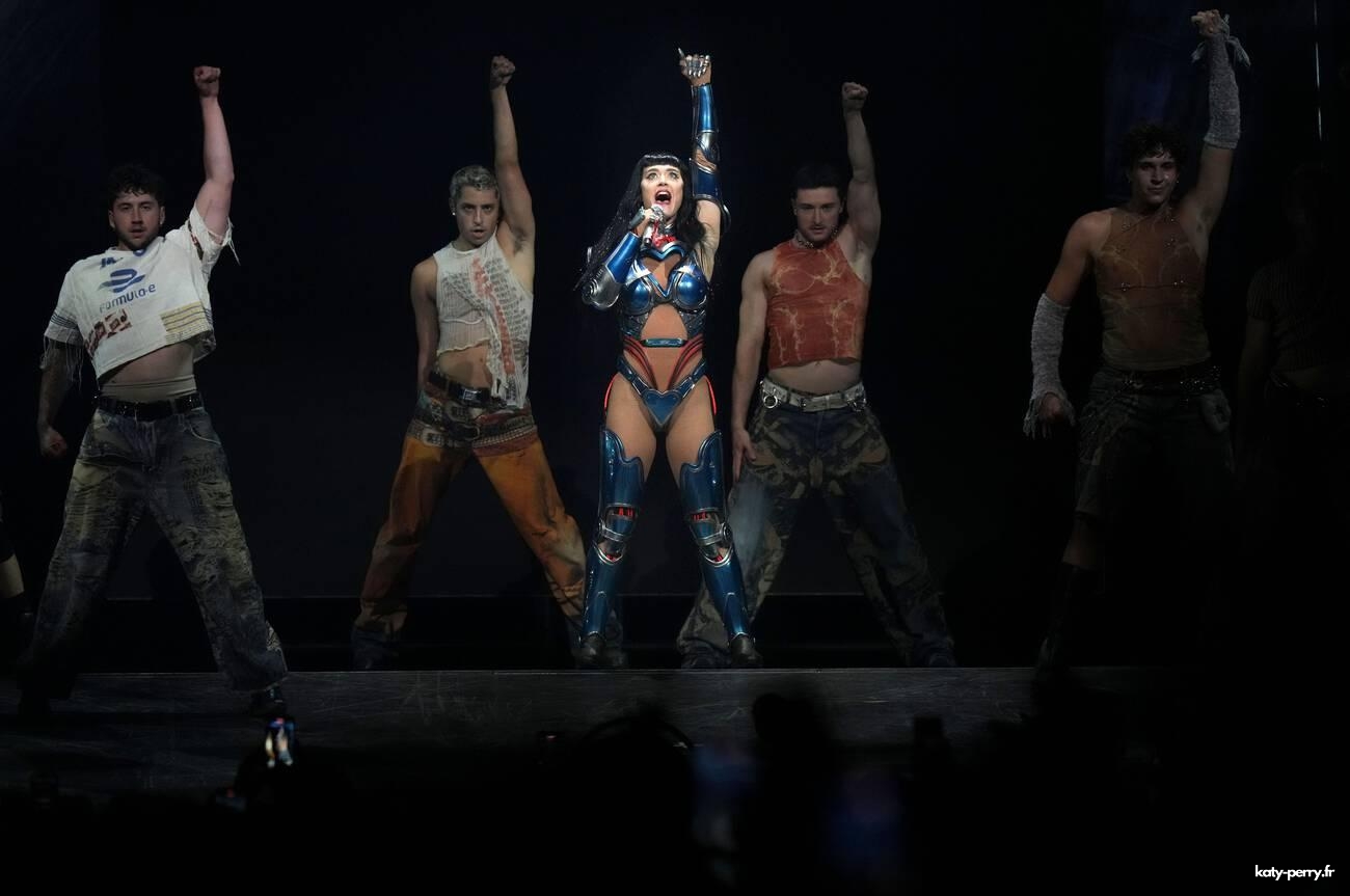 014.jpg