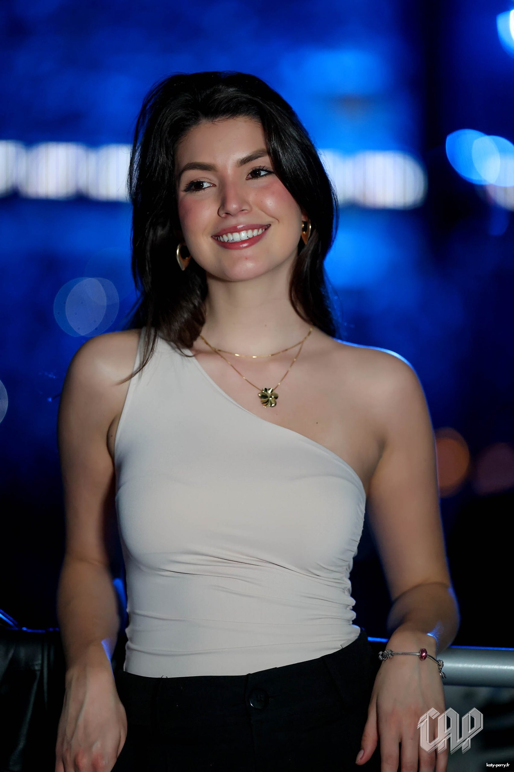 237.jpg
