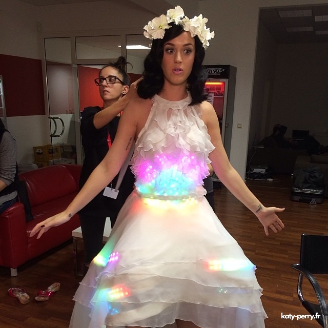 011.jpg