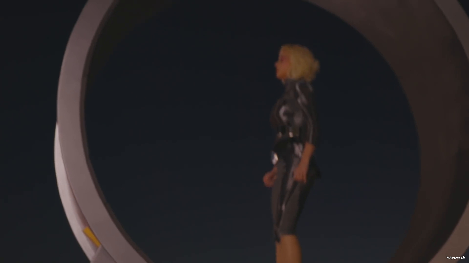 00056.jpg