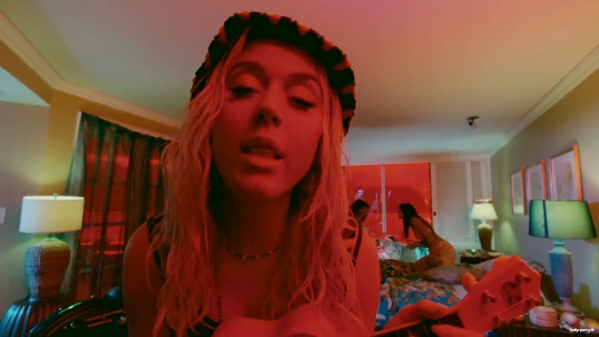 00232.jpg