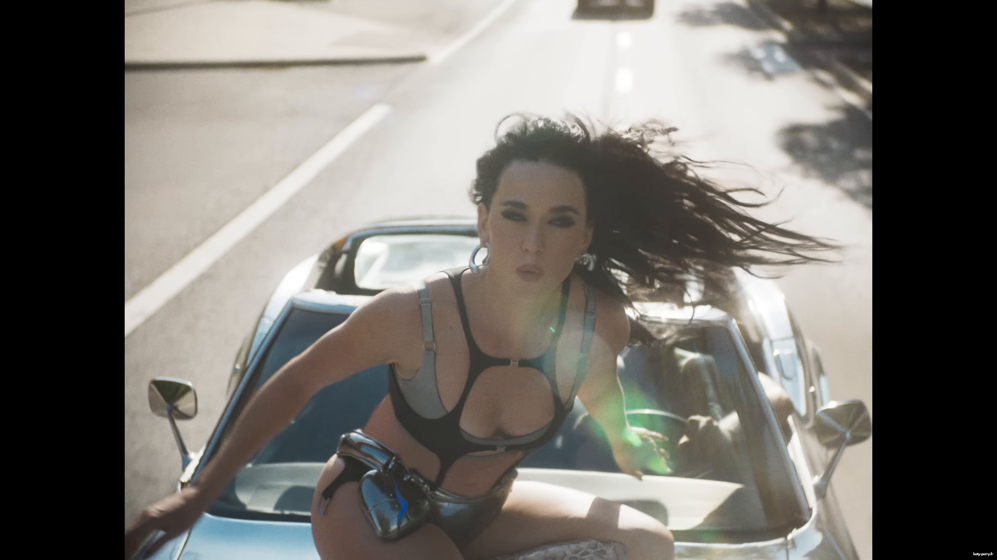 233.jpg