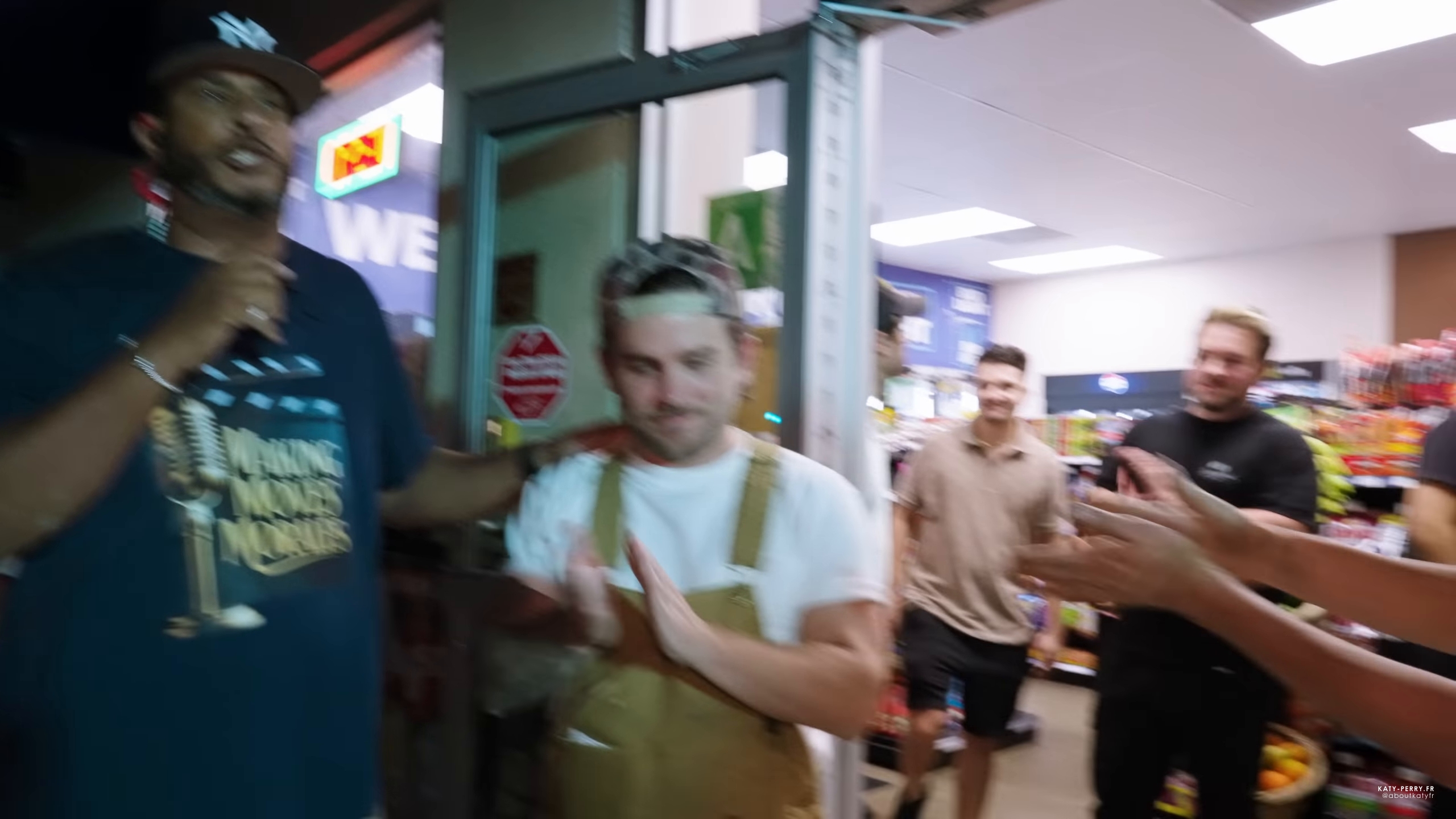 562.jpg 562.jpg