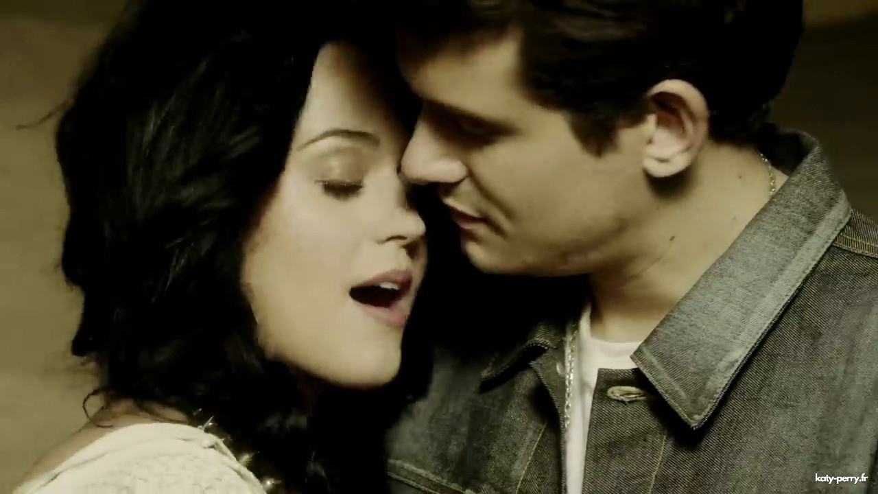 whoyoulove_00062.jpg whoyoulove_00062.jpg
