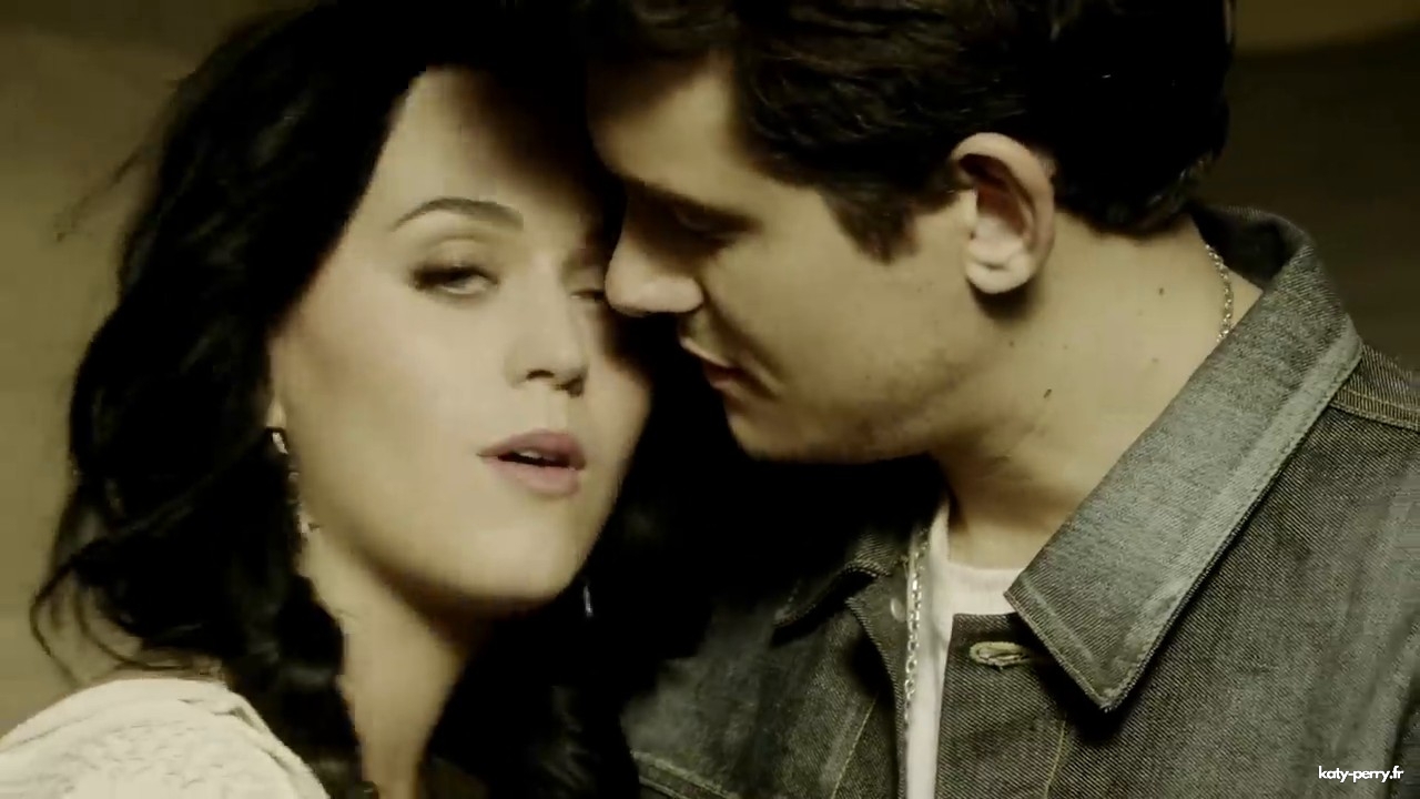 whoyoulove_00063.jpg whoyoulove_00063.jpg