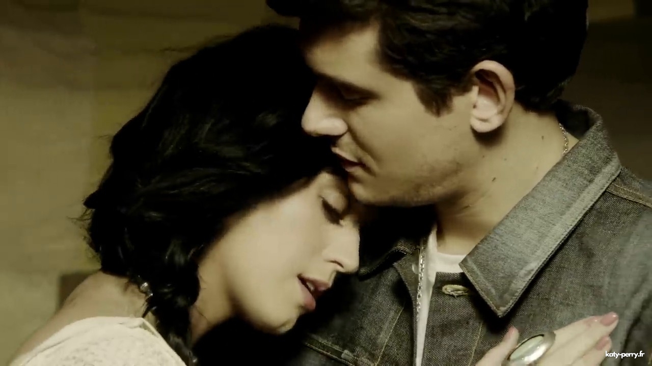 whoyoulove_00090.jpg whoyoulove_00090.jpg