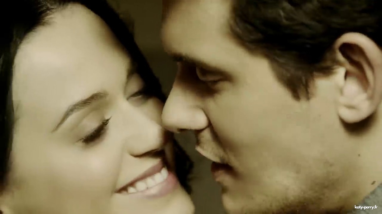 whoyoulove_00133.jpg whoyoulove_00133.jpg