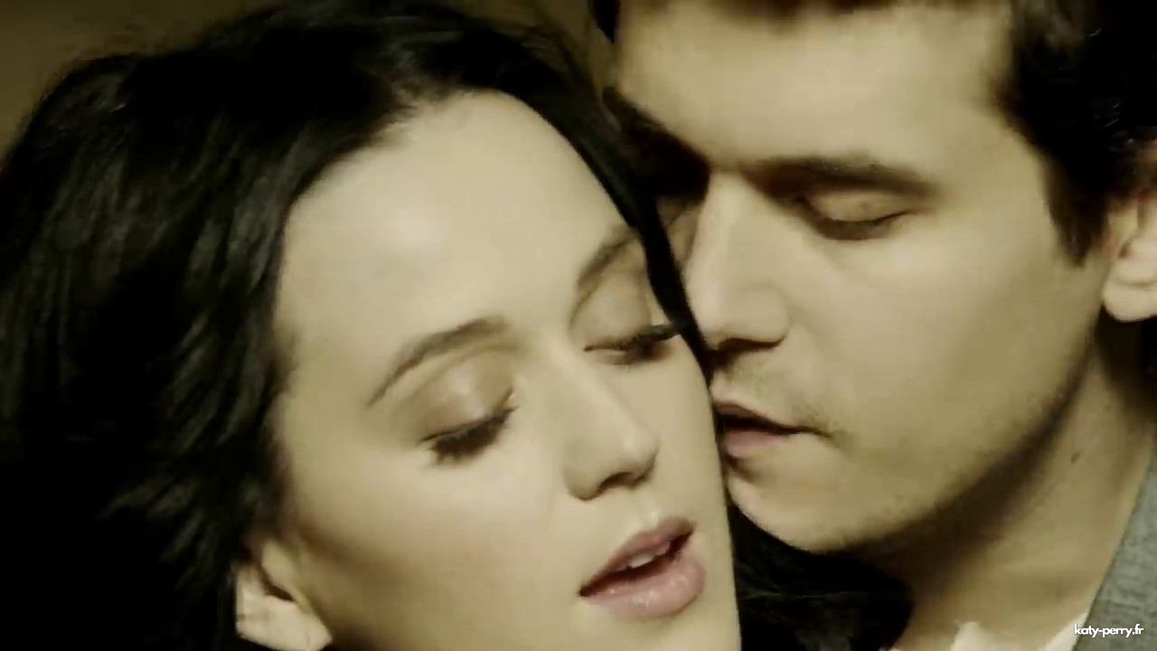 whoyoulove_00139.jpg whoyoulove_00139.jpg