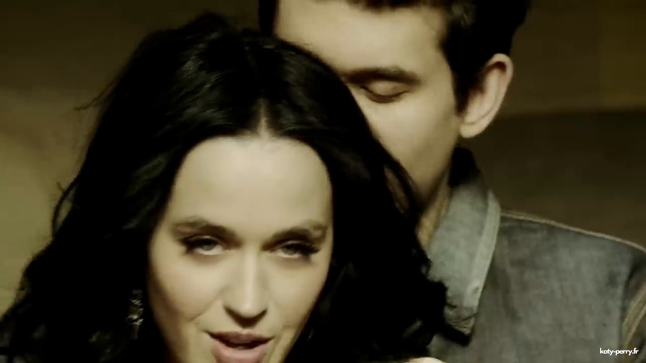 whoyoulove_00162.jpg whoyoulove_00162.jpg