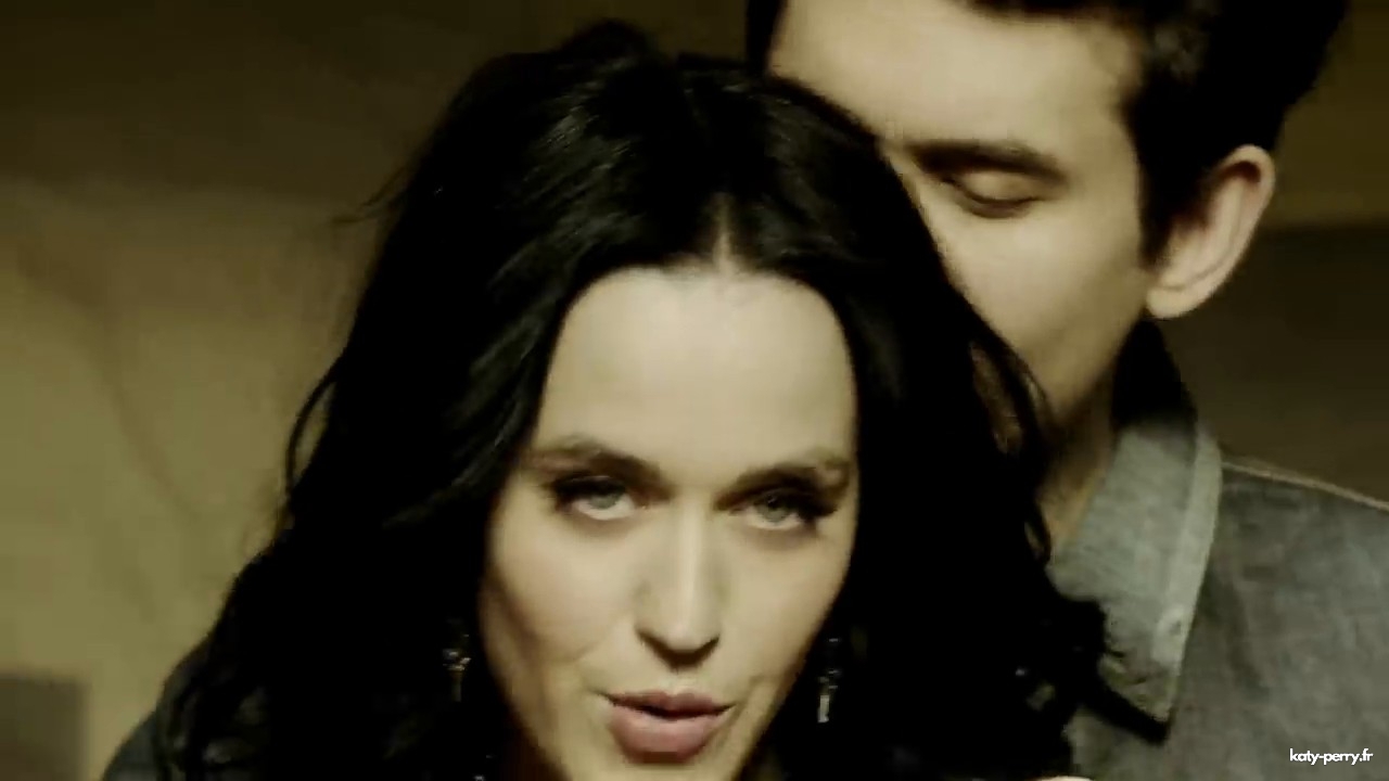 whoyoulove_00163.jpg whoyoulove_00163.jpg