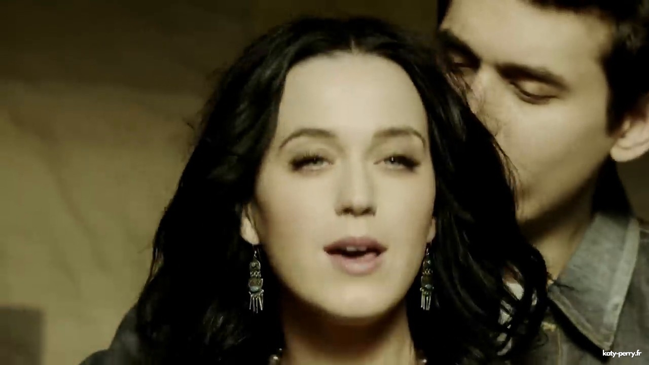 whoyoulove_00164.jpg whoyoulove_00164.jpg