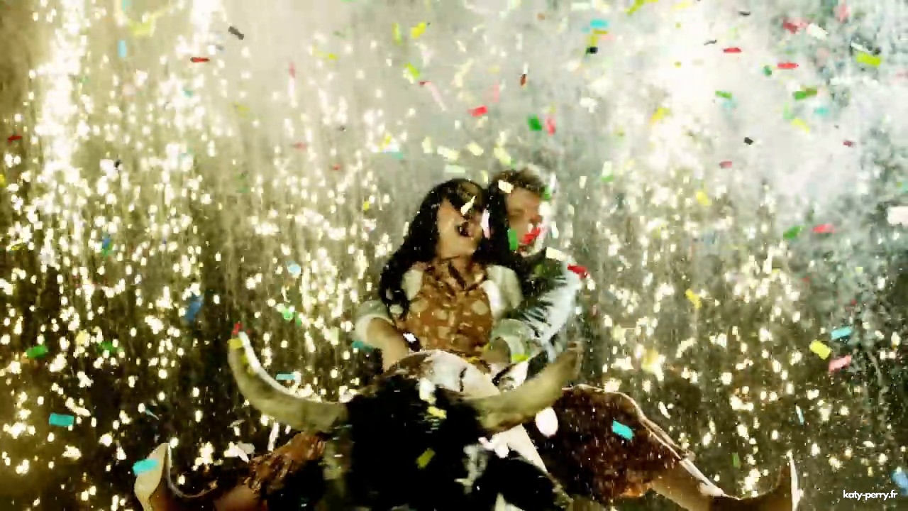 whoyoulove_00229.jpg whoyoulove_00229.jpg