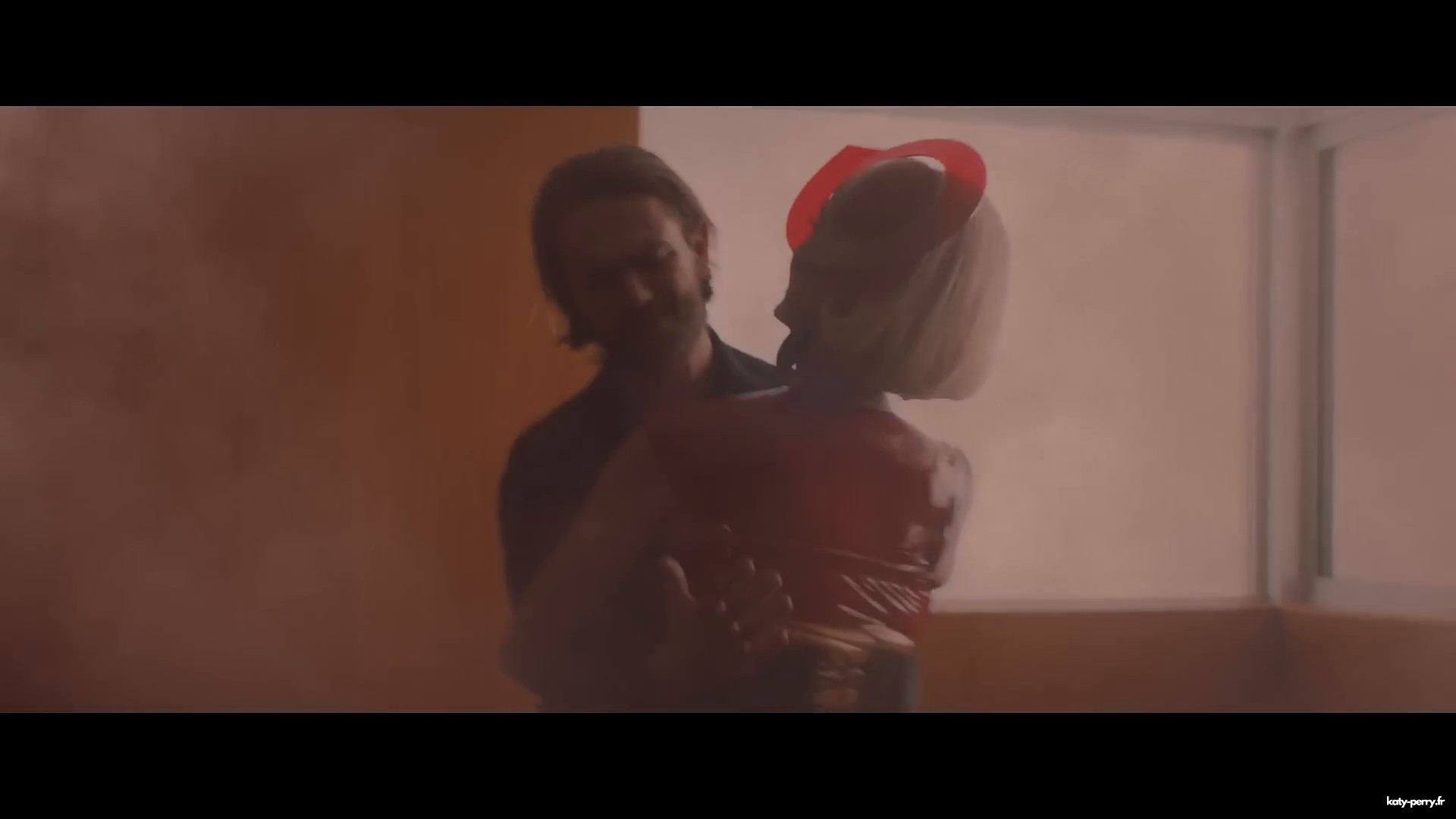 365clip_00282.jpg