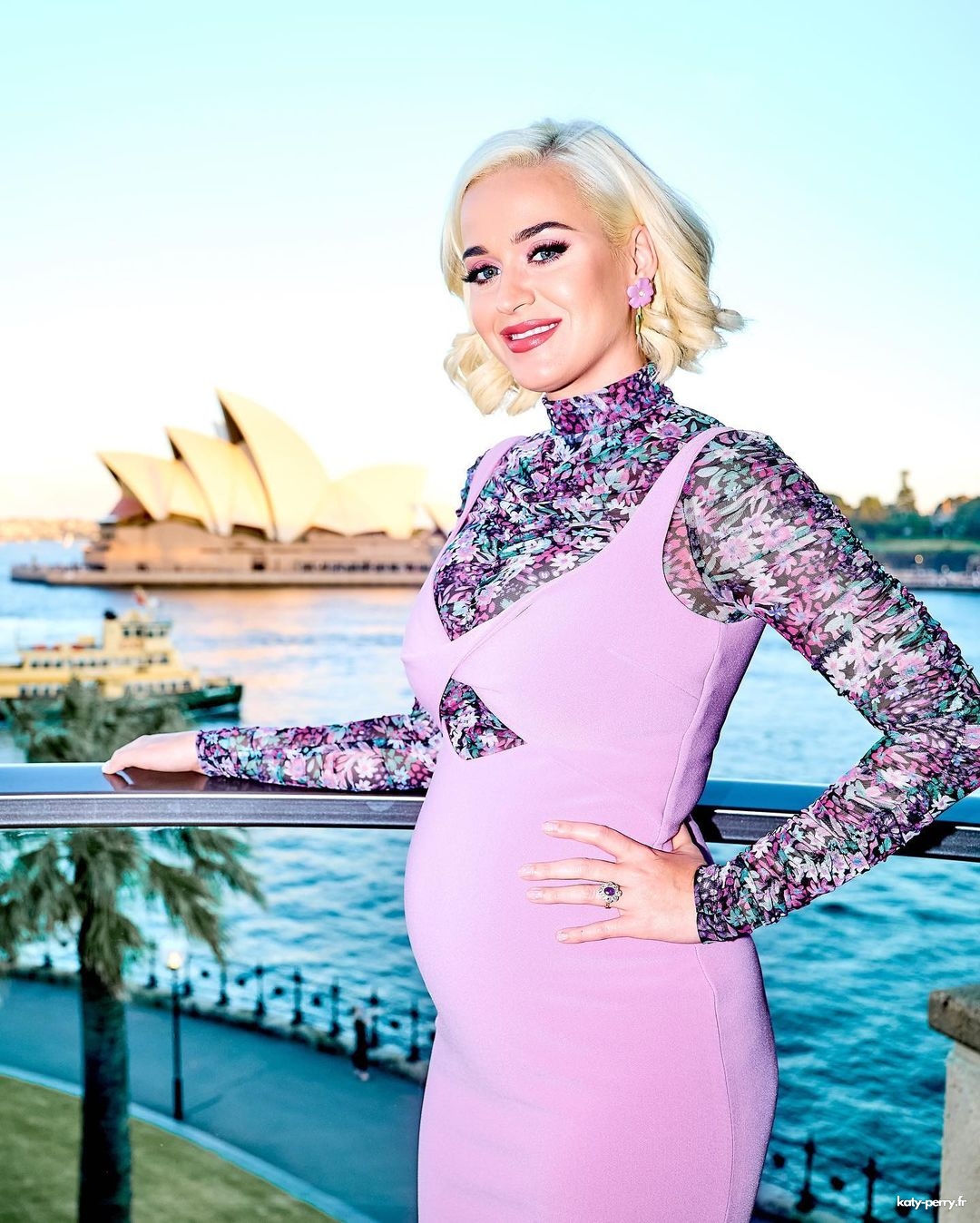 002.jpg