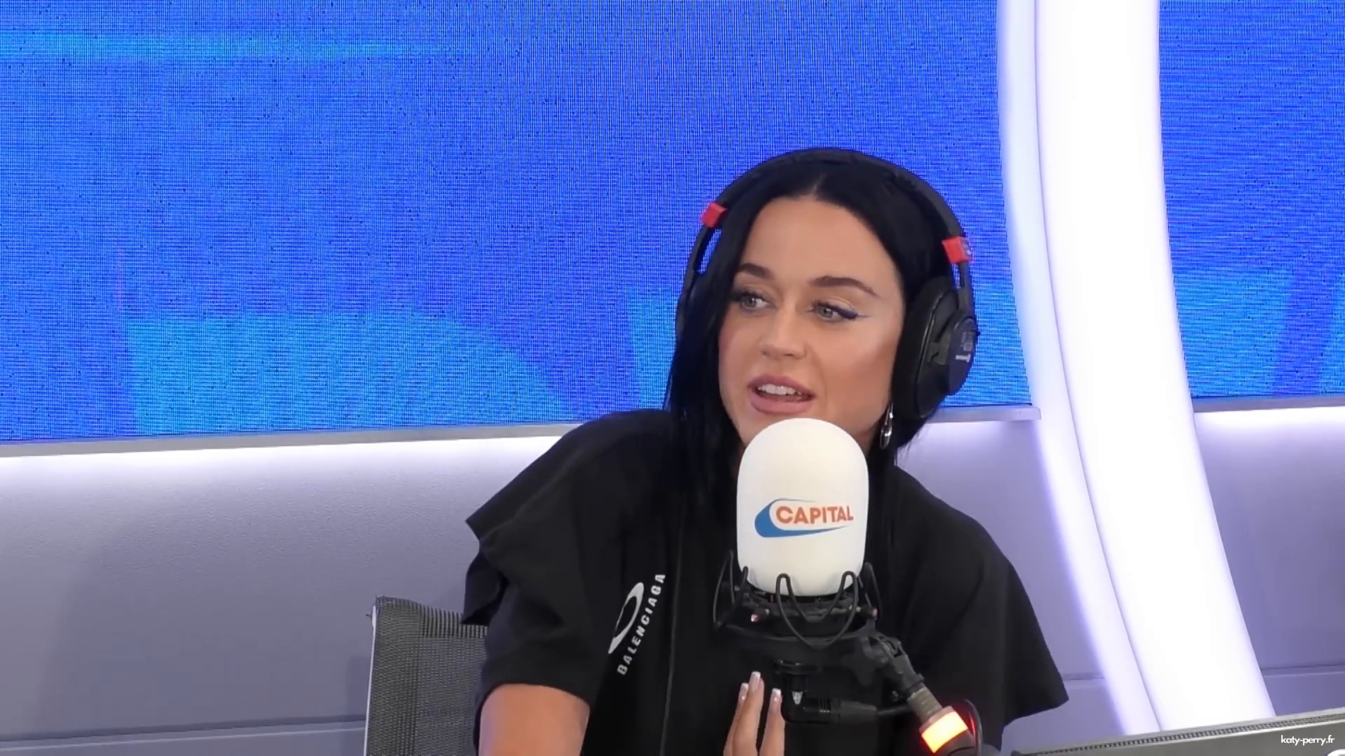 044.jpg