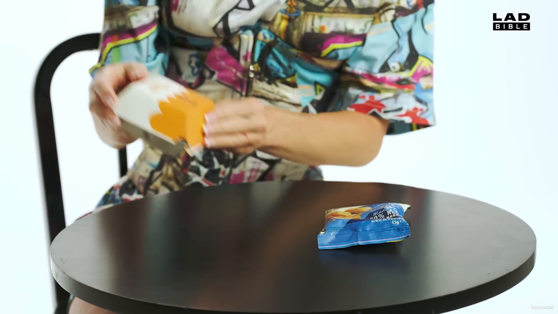 271.jpg