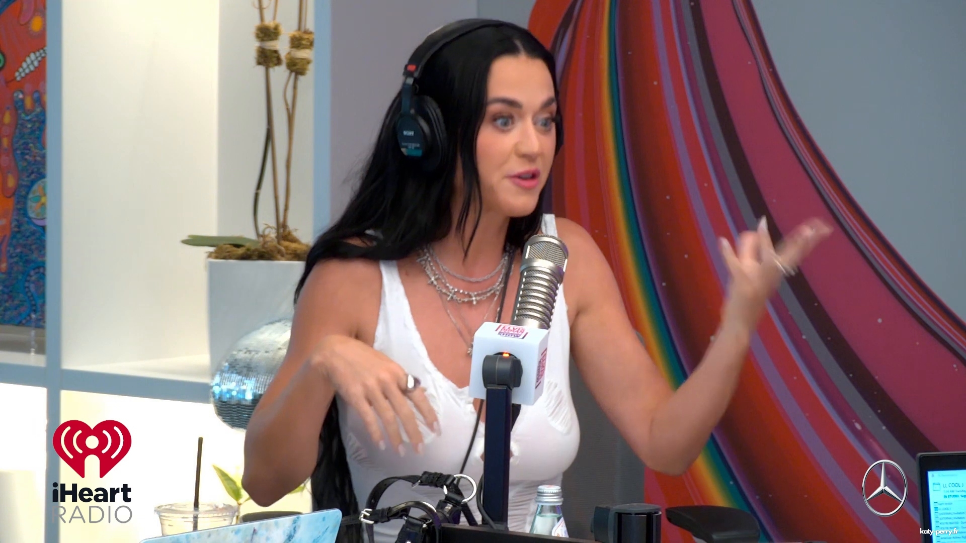 144.jpg