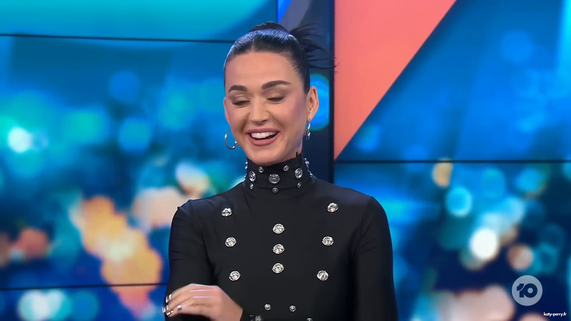 569.jpg