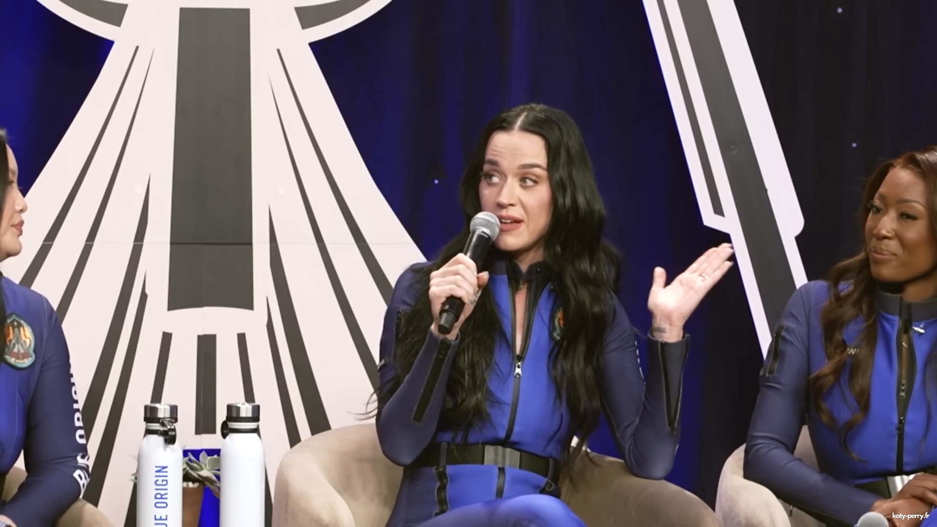782.jpg